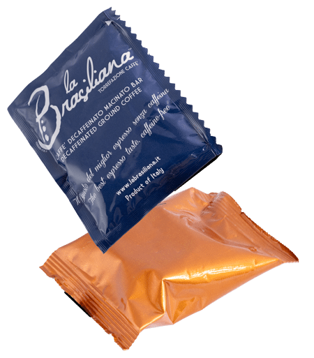 Due cialde monoporzione La Brasiliana, una decaffeinata blu e una standard oro